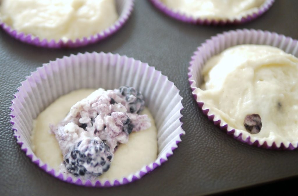 Cupcakes mit Brombeerfüllung | Backen | Muffins | Rezept