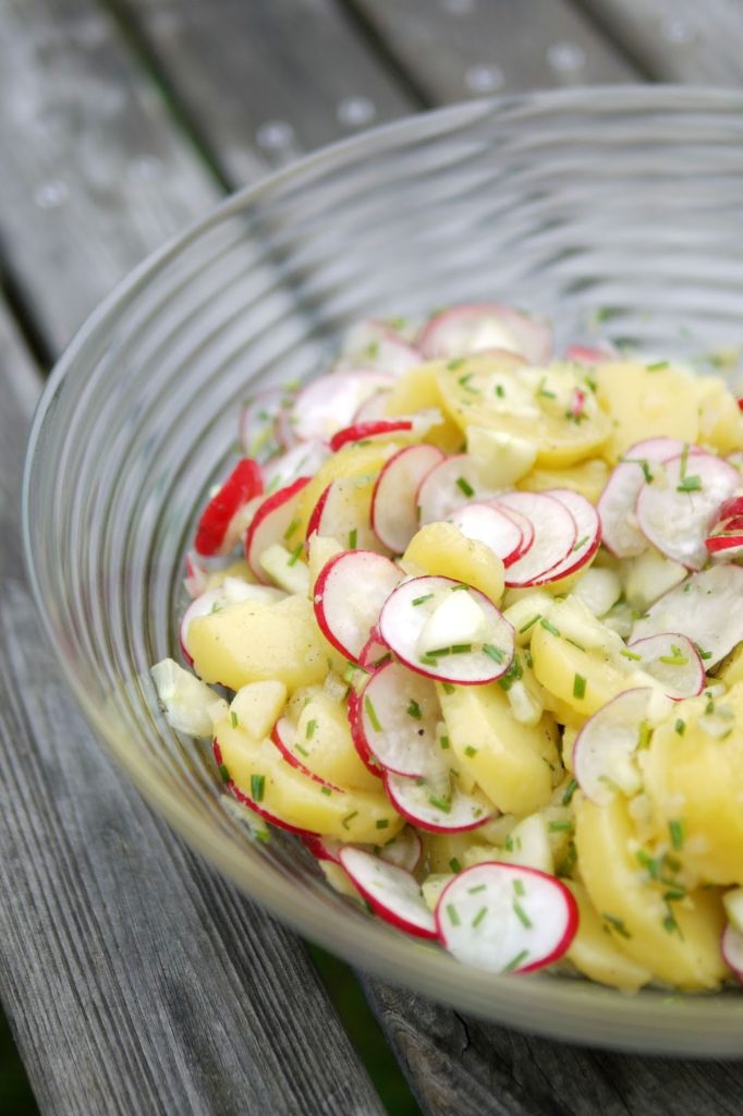 Kartoffel-Radieschen-Salat | Salat | Rezept | Essen | Grillen | Grillbeilage