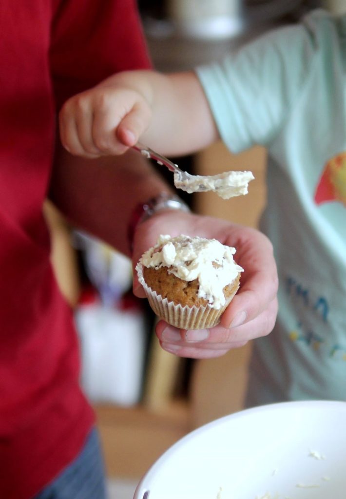 Möhrencupcakes mit gebräunter Buttercreme | Rezept | Backen | Muffins