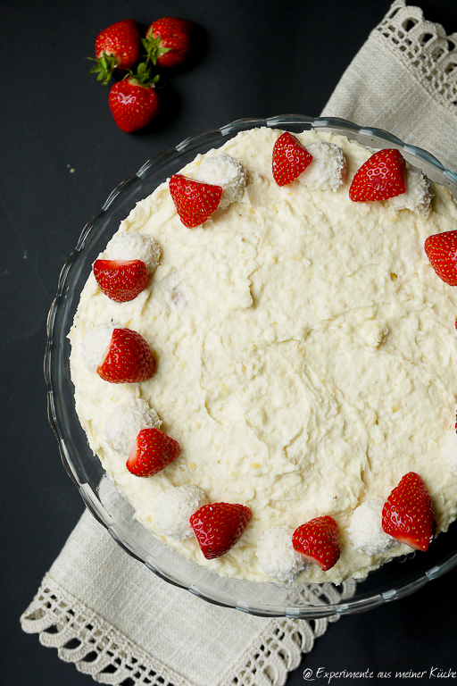 Erdbeer Raffaello Torte
