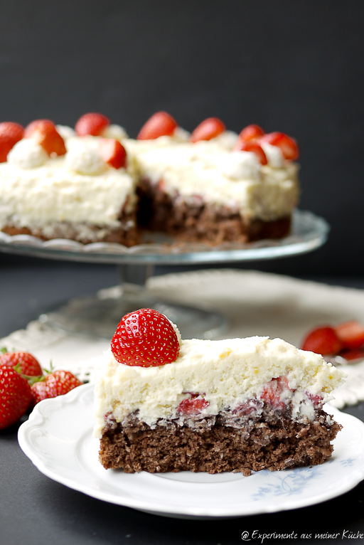 Erdbeer Raffaello Torte mit Schokolade