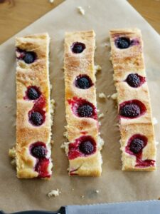 Brombeer-Focaccia