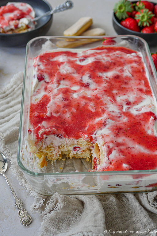 Erdbeer Tiramisu mit Mascarpone und Quark