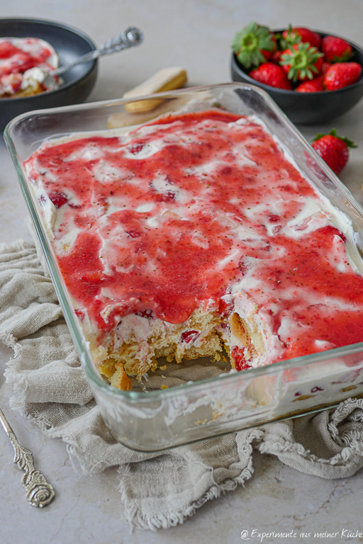Erdbeertiramisu mit Mascarpone und Quark