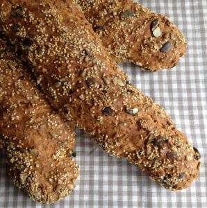 Experimente aus meiner Küche: Bread Baking (Fri)day: Joghurt-Möhren-Brot