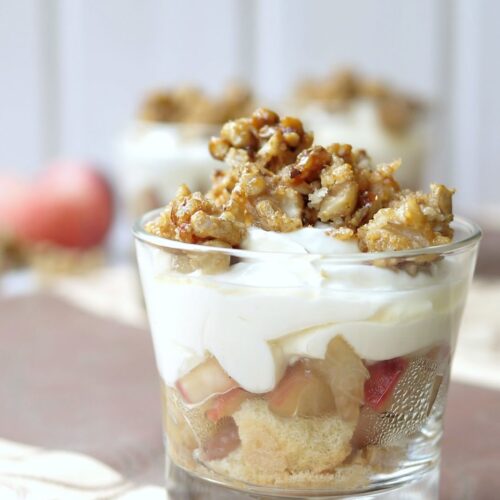 Pfirsich-Schicht-Dessert
