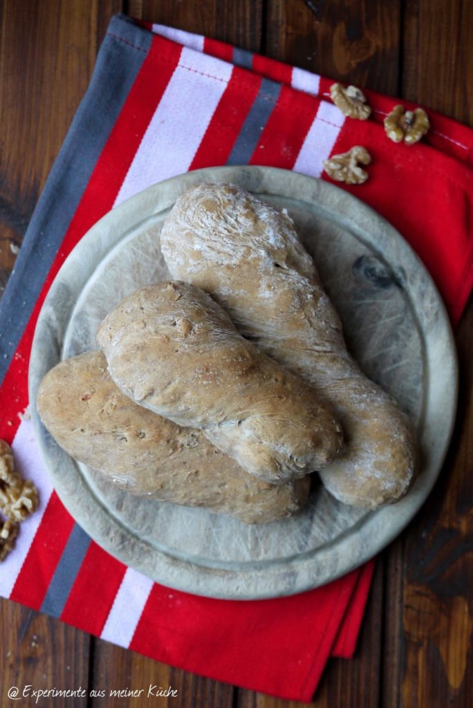 Bread Baking (Fri)day: Walnuss-Ciabatta