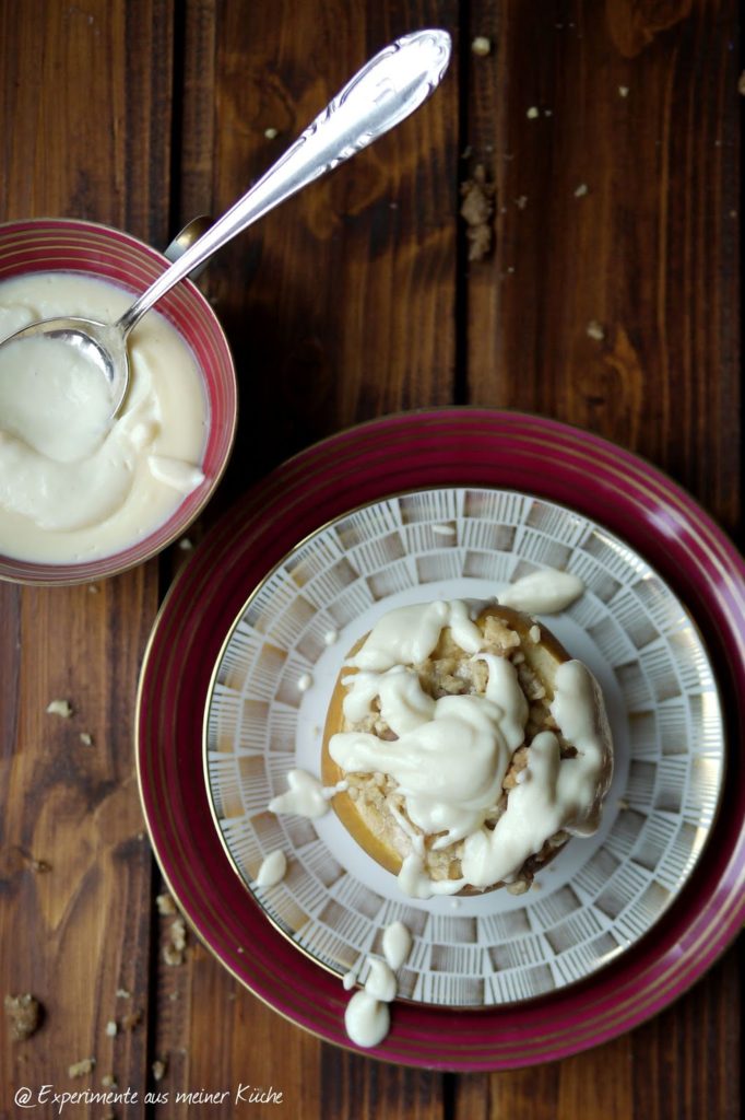 Experimente aus meiner Küche: Bratäpfel mit Spekulatius-Cheesecake-Füllung und Marzipansahne