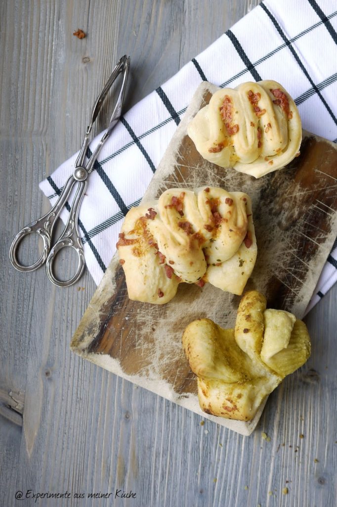 Experimente aus meiner Küche: Mini-Faltenbrote mit zweierlei Füllung #breadbakingfriday