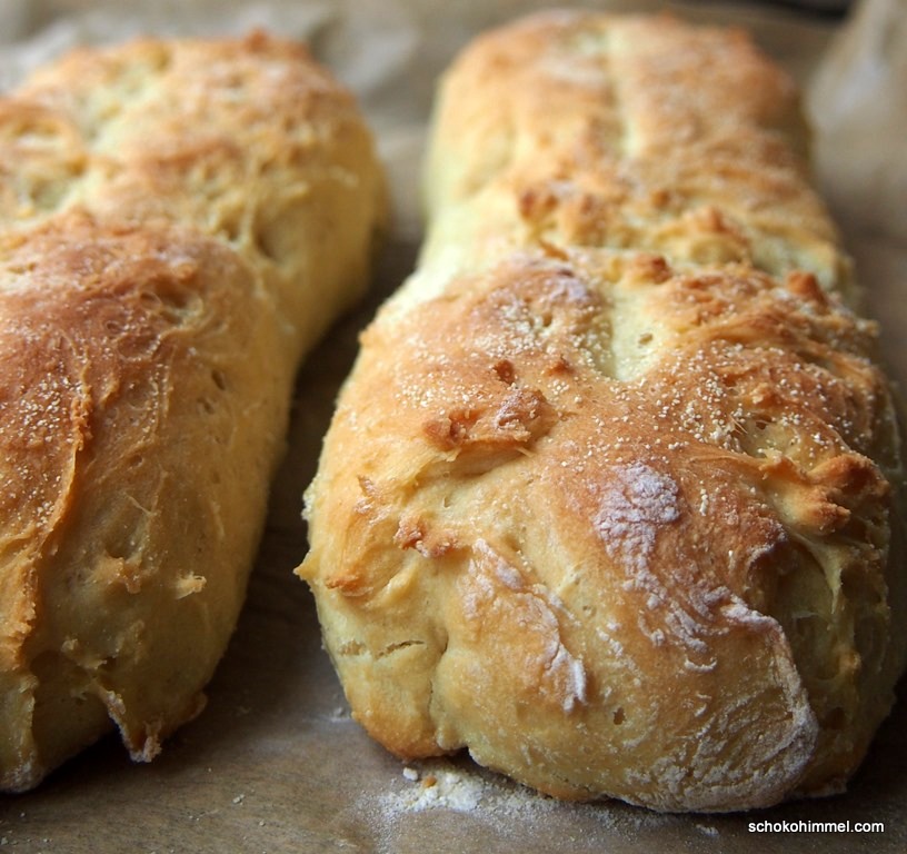 Experimente aus meiner Küche: Grieß-Baguette #breadbakingfriday