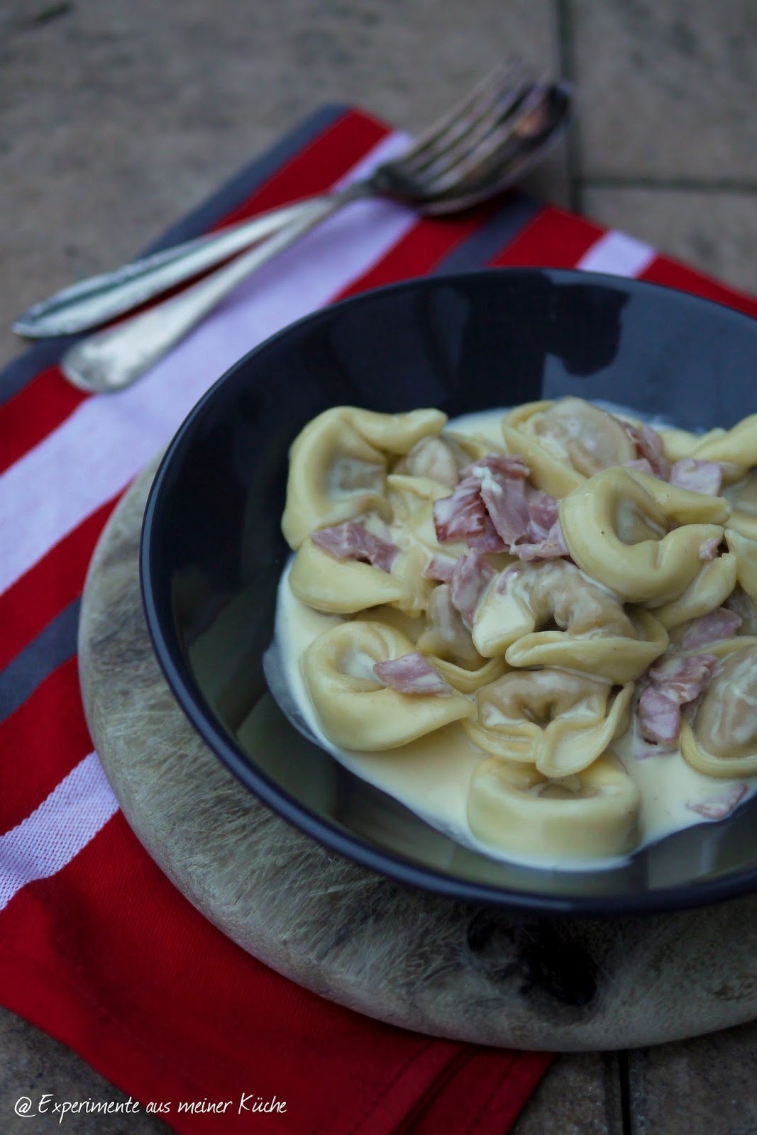 Tortellini in Schinken-Sahne-Soße - Experimente aus meiner Küche