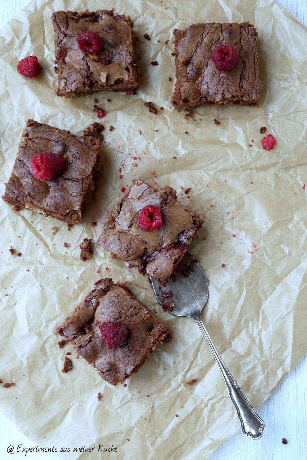 Brownies mit Himbeeren und weißer Schokolade - Experimente aus meiner Küche
