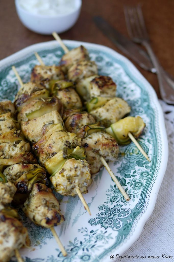 Experimente aus meiner Küche: Hähnchen-Zucchini-Spieße "Provence" 