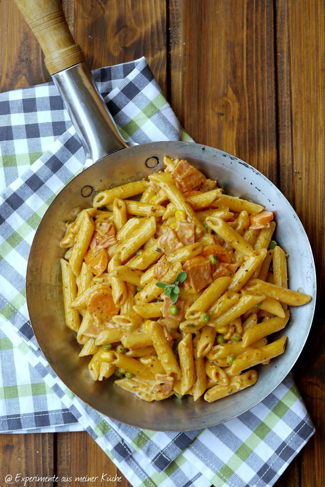 Pasta in Buttergemüse