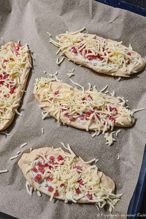 Laugenstangen Flammkuchen