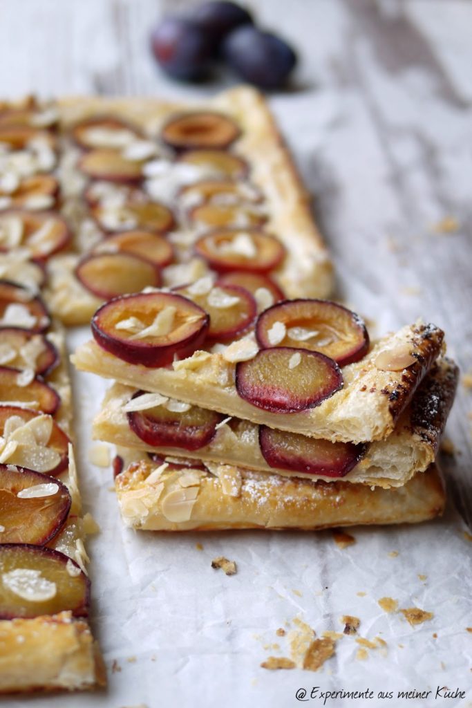 Experimente aus meiner Küche: Zwetschgen-Blätterteig-Tarte mit Marzipancreme