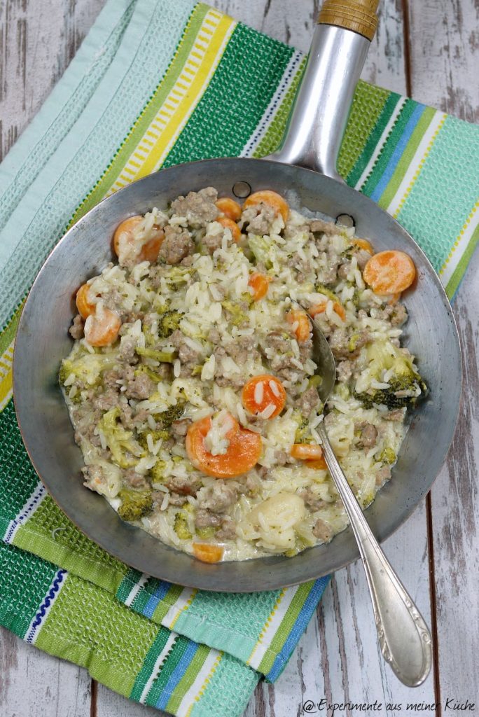 Experimente aus meiner Küche: Hackfleisch-Gemüse-Pfanne mit Reis 