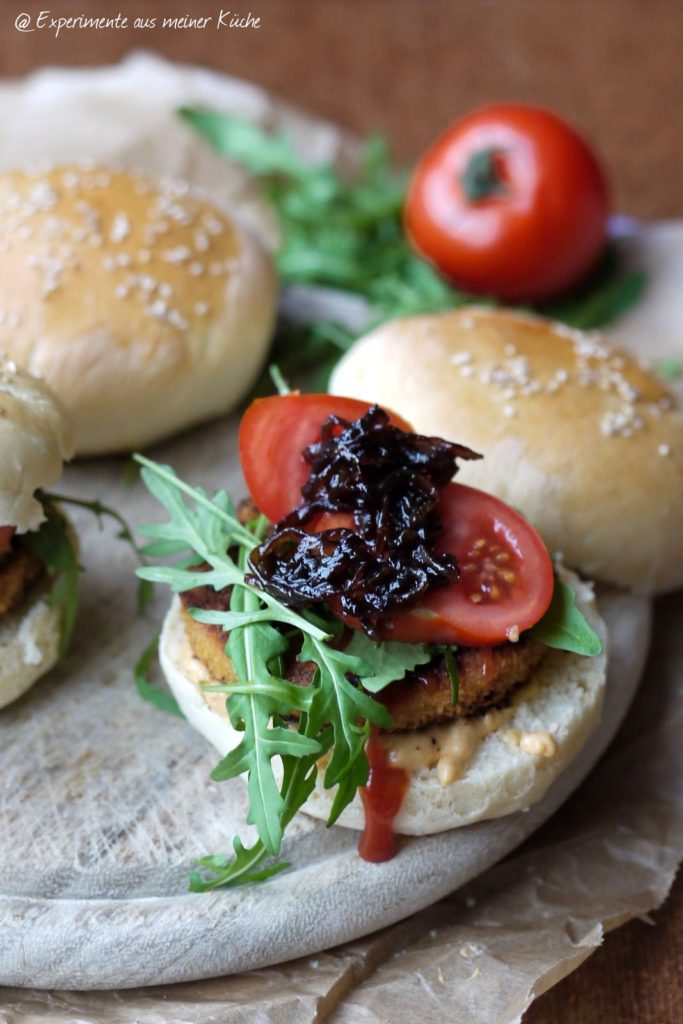 Experimente aus meiner Küche: Vegetarische Burger Italo Style mit selbstgemachten Burger Buns
