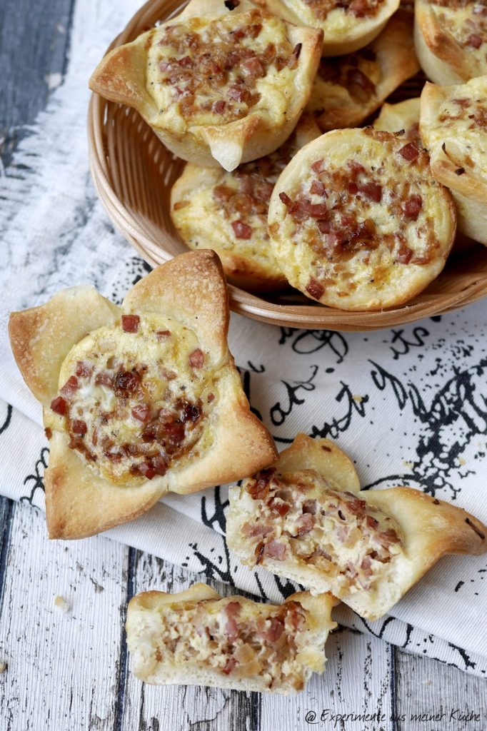 Zwiebelkuchen-Muffins / Onion tart muffins