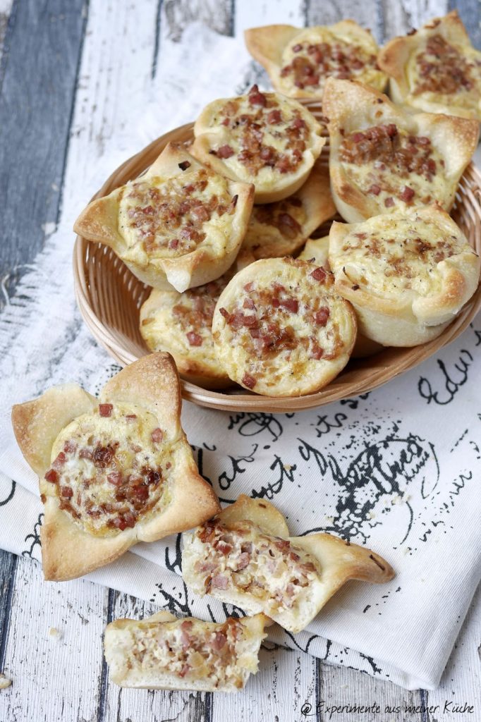 Zwiebelkuchen-Muffins / Onion tart muffins