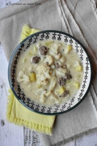 Blumenkohl Suppe mit Hackfleisch