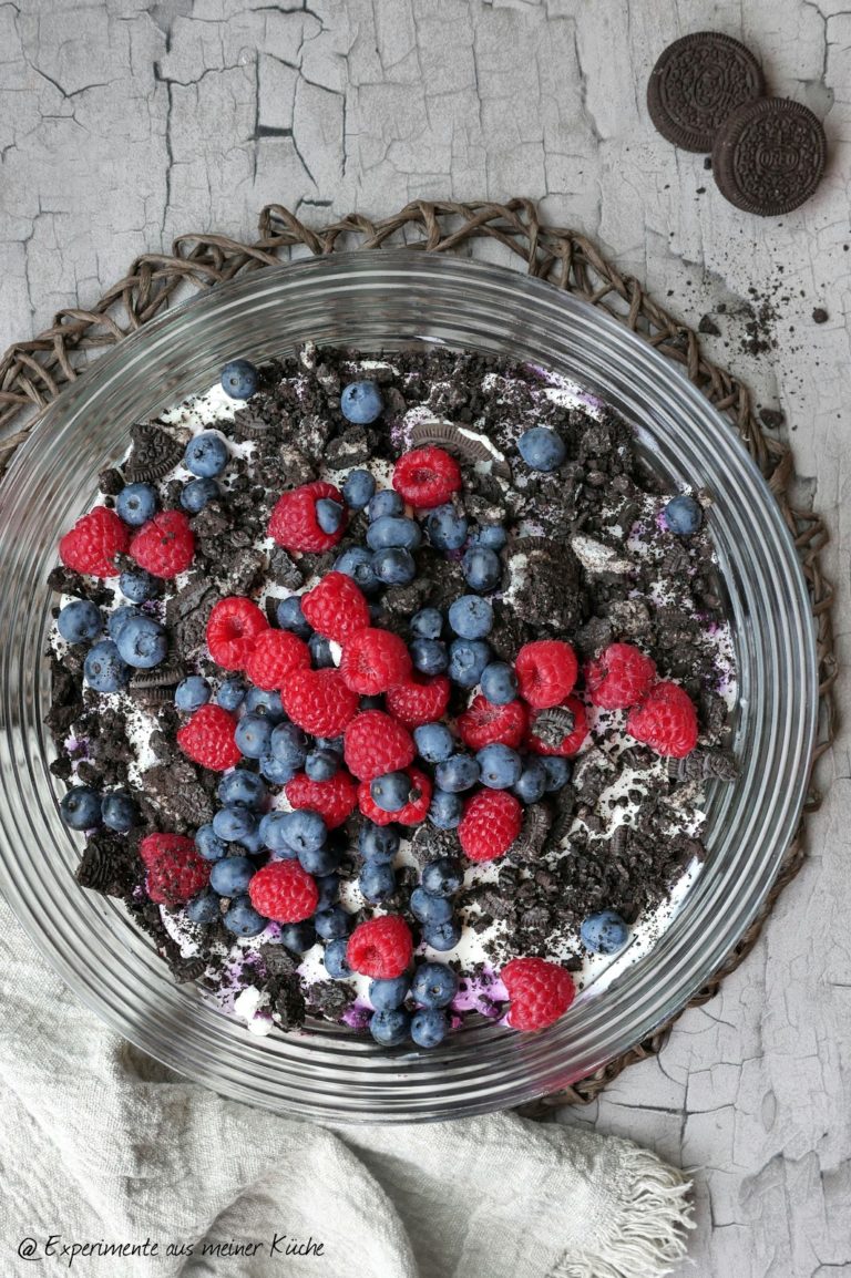 Oreo-Blaubeer-Tiramisu