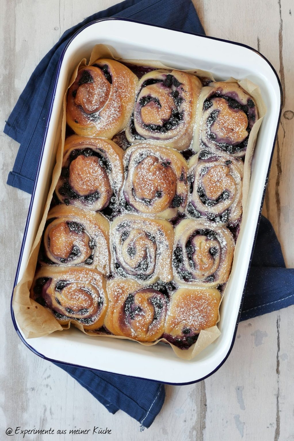 Hefeschnecken mit Puddingfüllung - Experimente aus meiner Küche