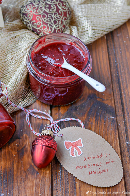 Weihnachtsmarmelade mit Beeren