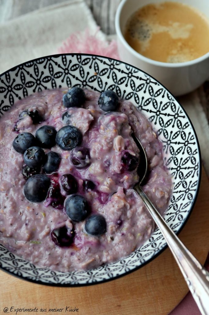 Blaubeer-Zoats | Rezept | Frühstück | Essen | Porridge