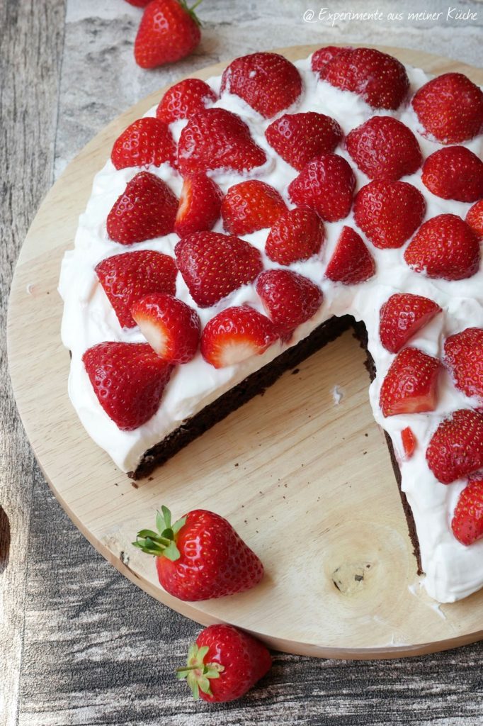 Leichter Erdbeer-Brownie-Kuchen