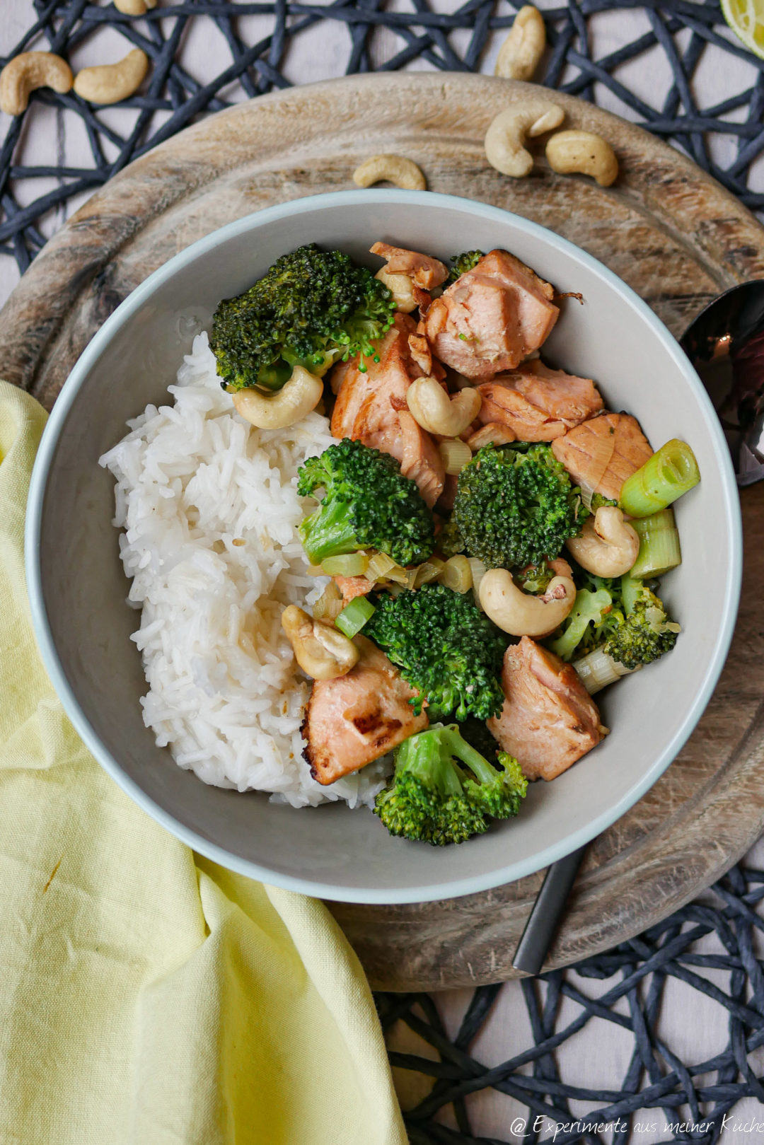 Marinierter Lachs mit Brokkoli - Experimente aus meiner Küche