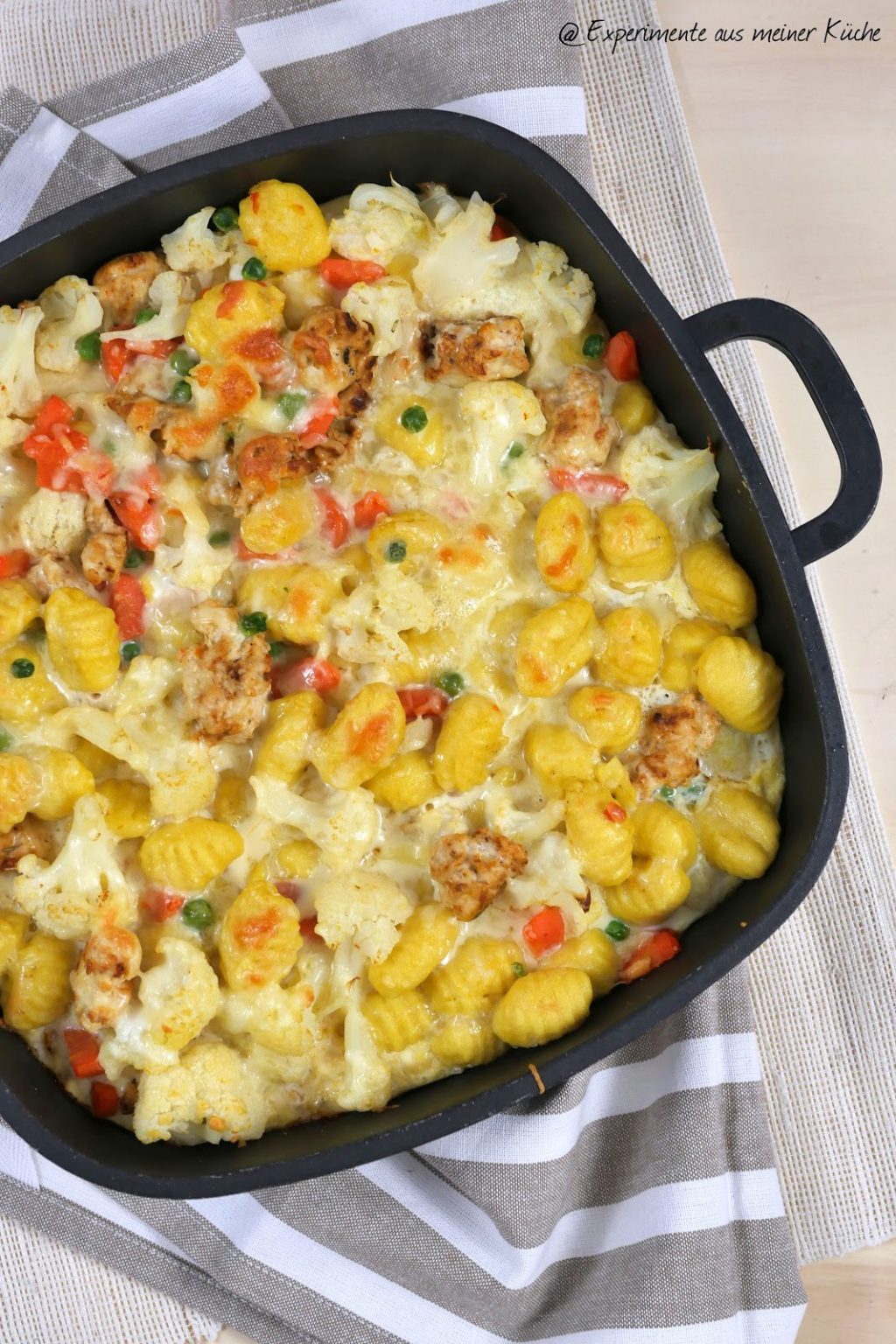 Brokkoli-Lachs-Auflauf mit Gnocchi - Experimente aus meiner Küche