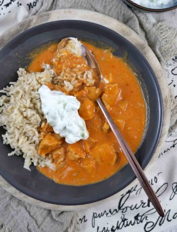 Hähnchen-Rahmgulasch-Gyros-Art