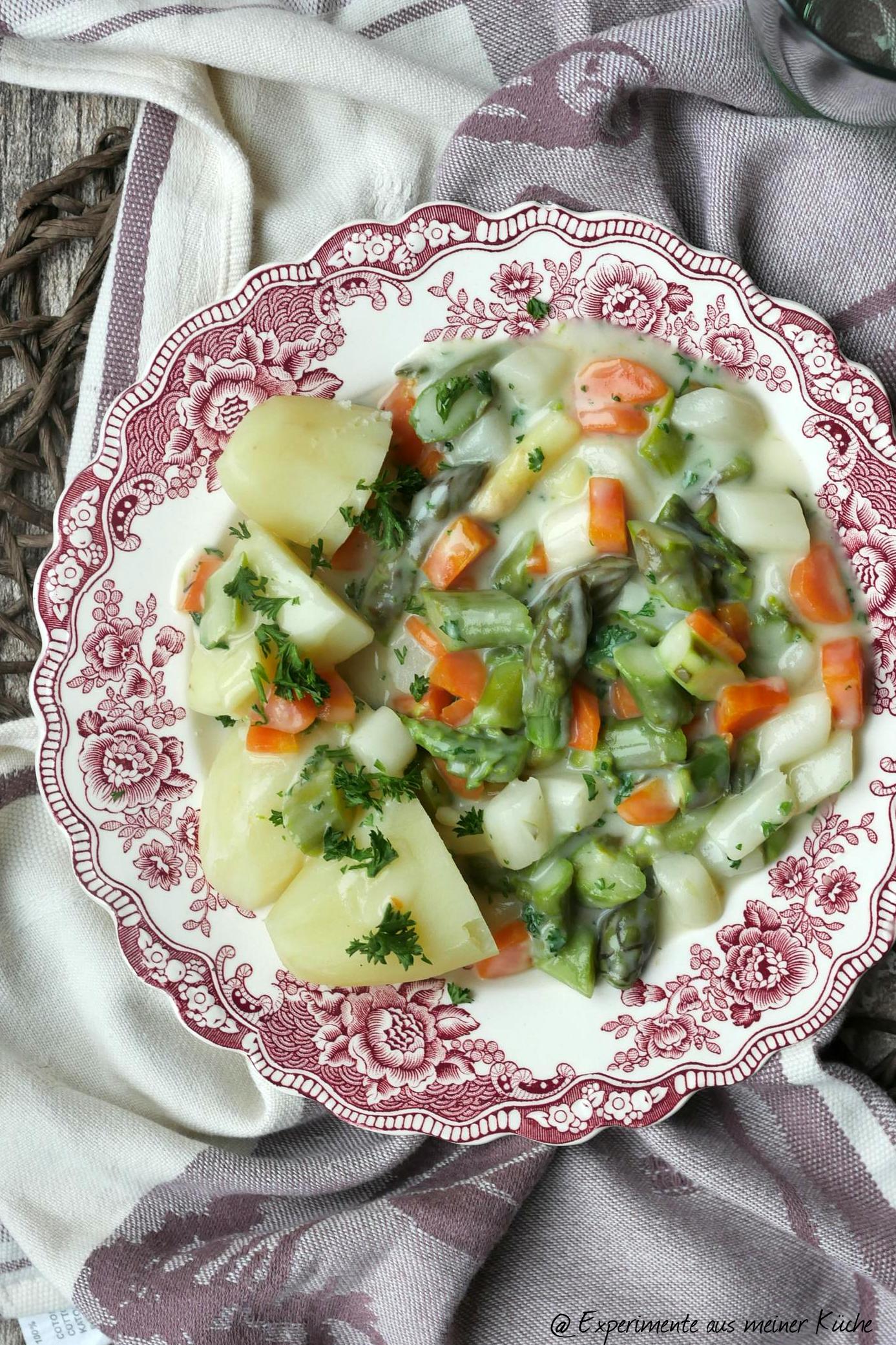 Schnüsch mit Spargel – Nordeutscher Gemüsetopf