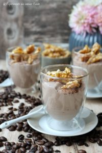 Espressocreme mit karamellisierten Mandeln | Dessert | Essen | Rezept | Nachtisch
