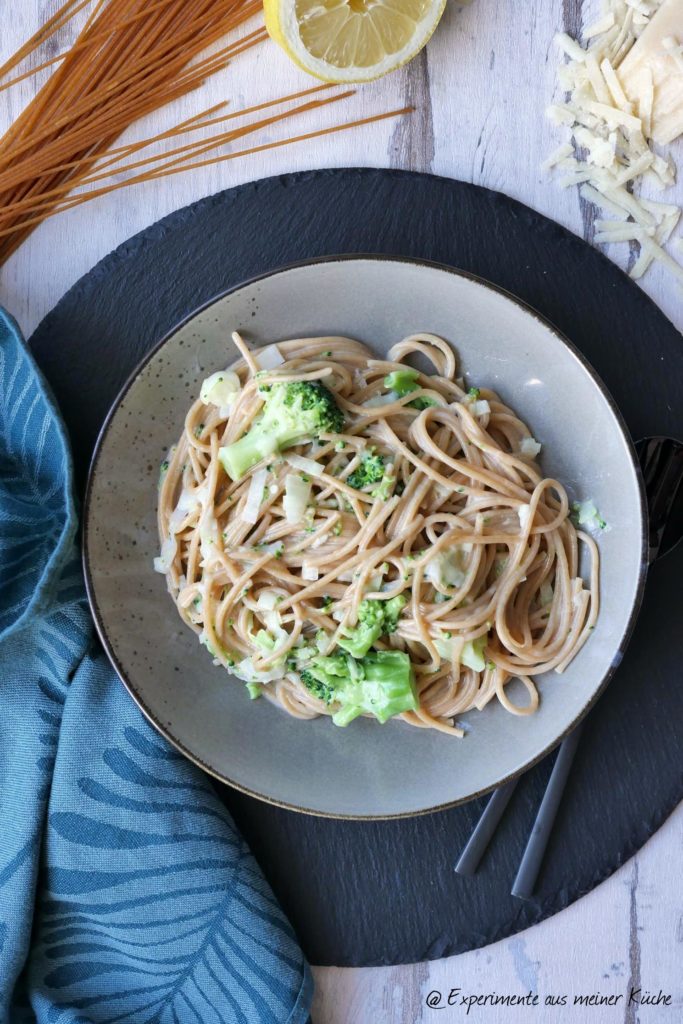 Spaghetti mit Brokkoli-Lauch-Soße | Rezept | Kochen | Essen | Weigt Watchers