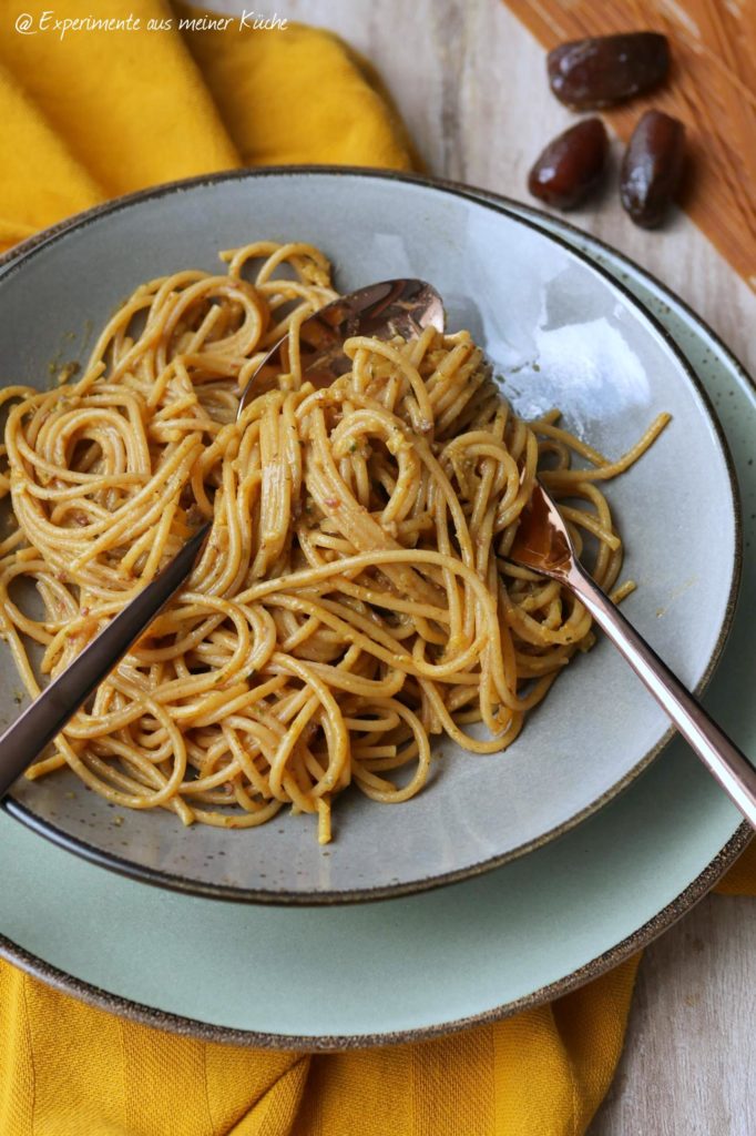 Spaghetti mit pikanter Dattelsoße | Rezept | Essen | Kochen | Weight Watchers