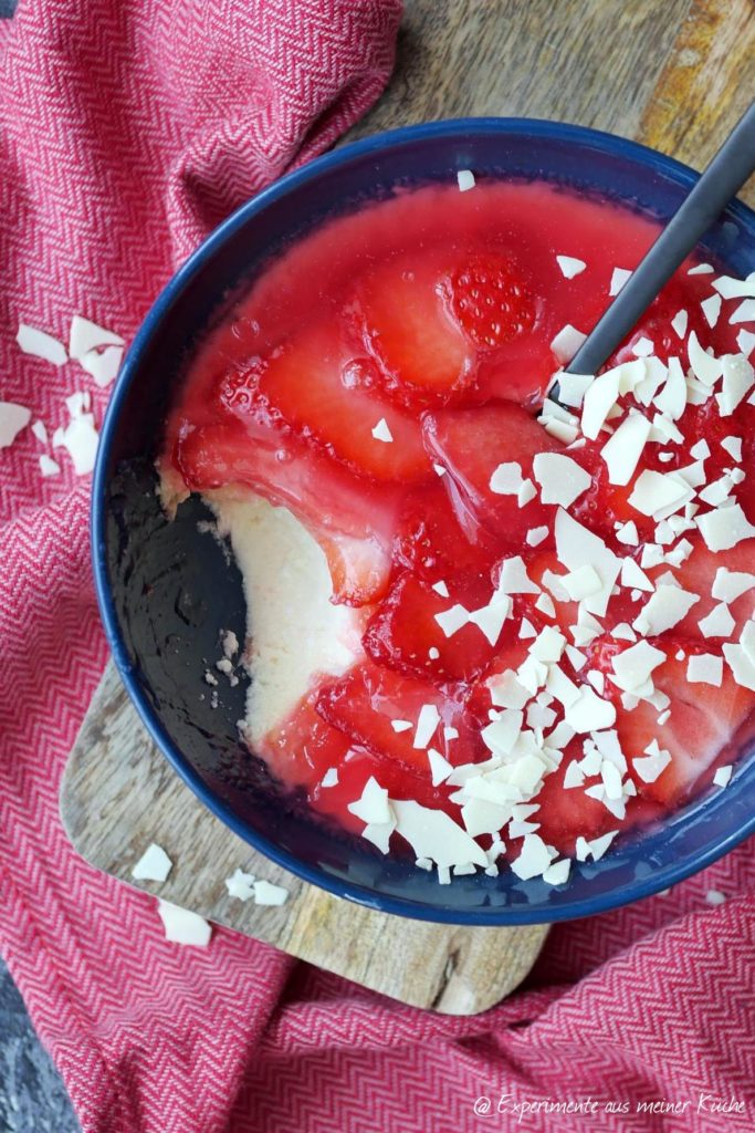 Cheesecake-Bowl mit Erdbeeren | Rezept | Dessert | Kuchen | Weight Watchers