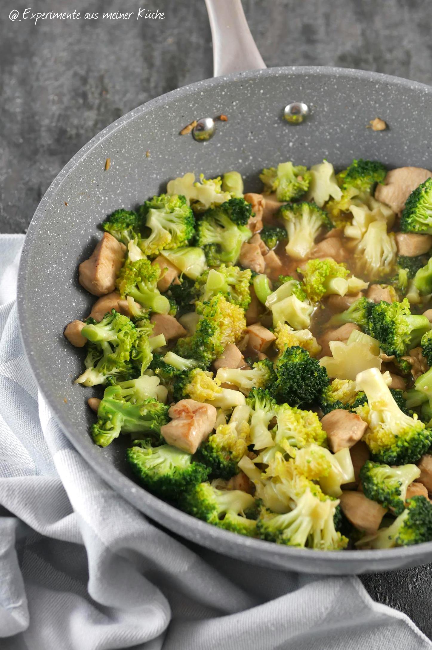 Brokkoli-Hähnchen-Pfanne - Experimente aus meiner Küche Brokkoli-Hähnchen-Pfanne - Experimente aus meiner Küche