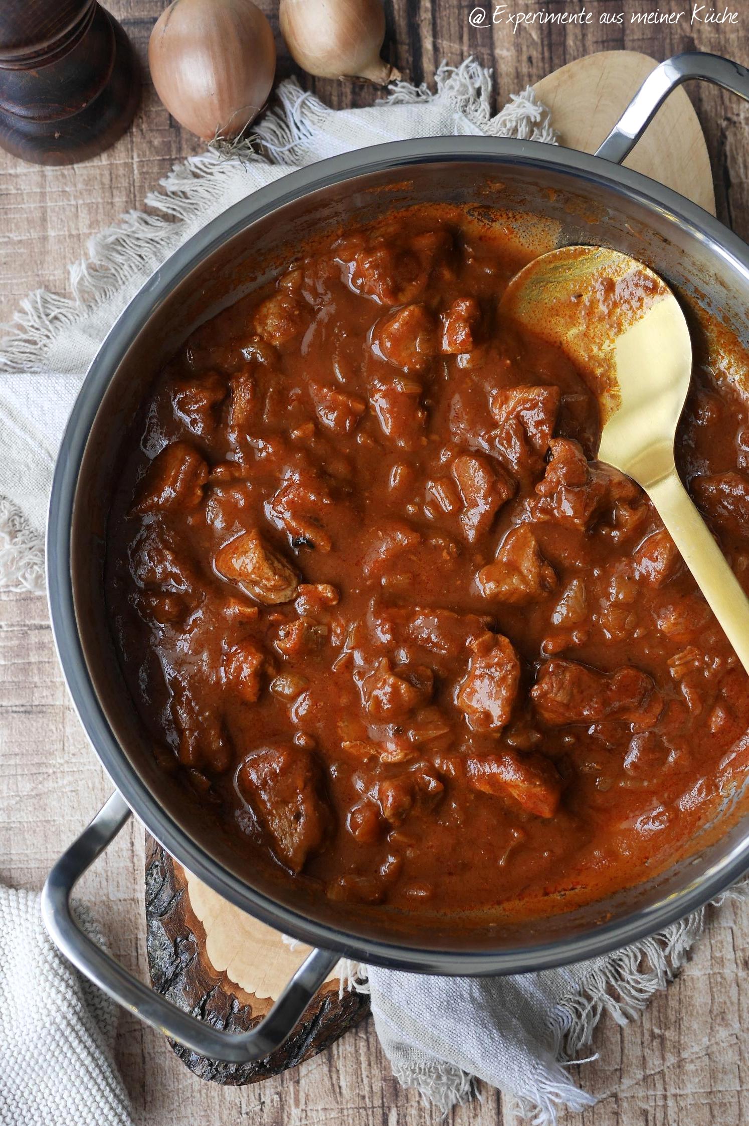 Schweinegulasch schnell &amp; einfach