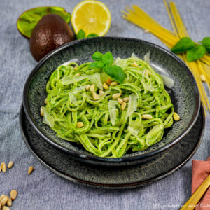 Spinat-Avocado-Pasta | Rezept | Essen | Kochen