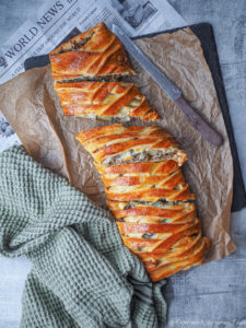 Cheeseburger-Strudel