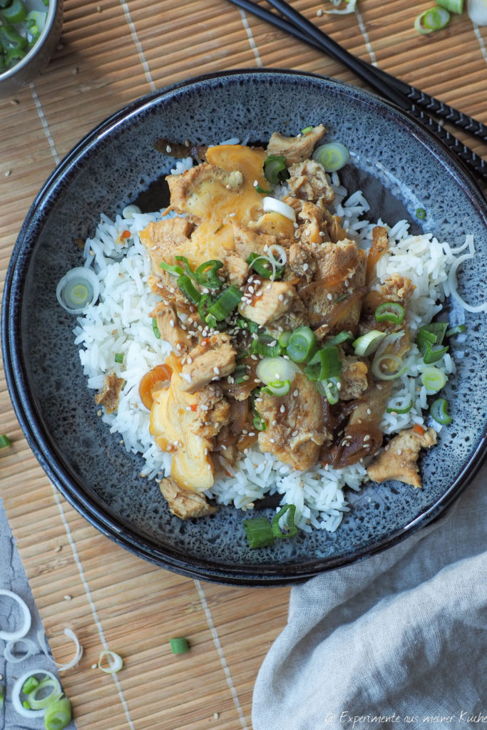 Oyakodon - Japanische Hähnchen-Reis-Bowl | Essen | Kochen | Asiatisch