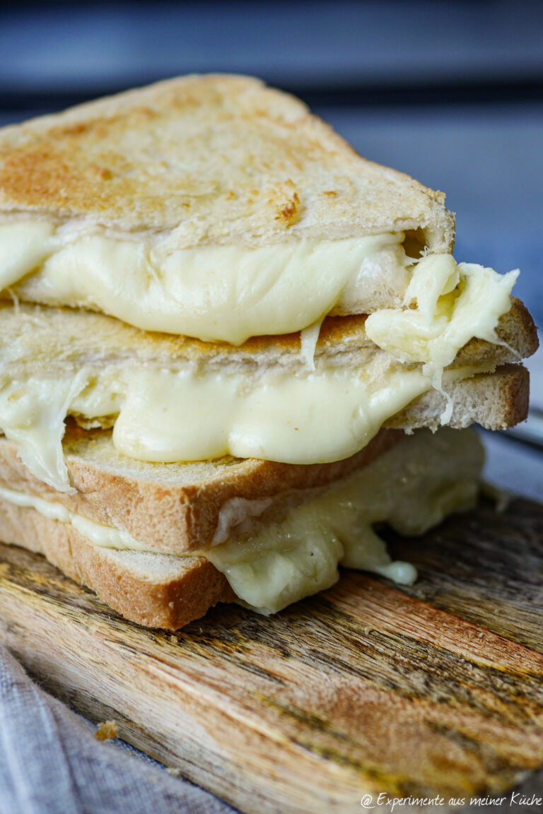 Grilled Cheese Sandwich aus der Heißluftfritteuse