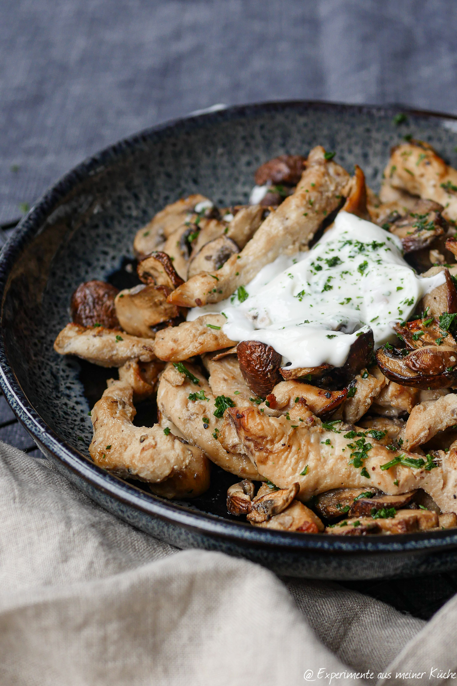 Hähnchen-Pilz-Pfanne aus der Heißluftfritteuse