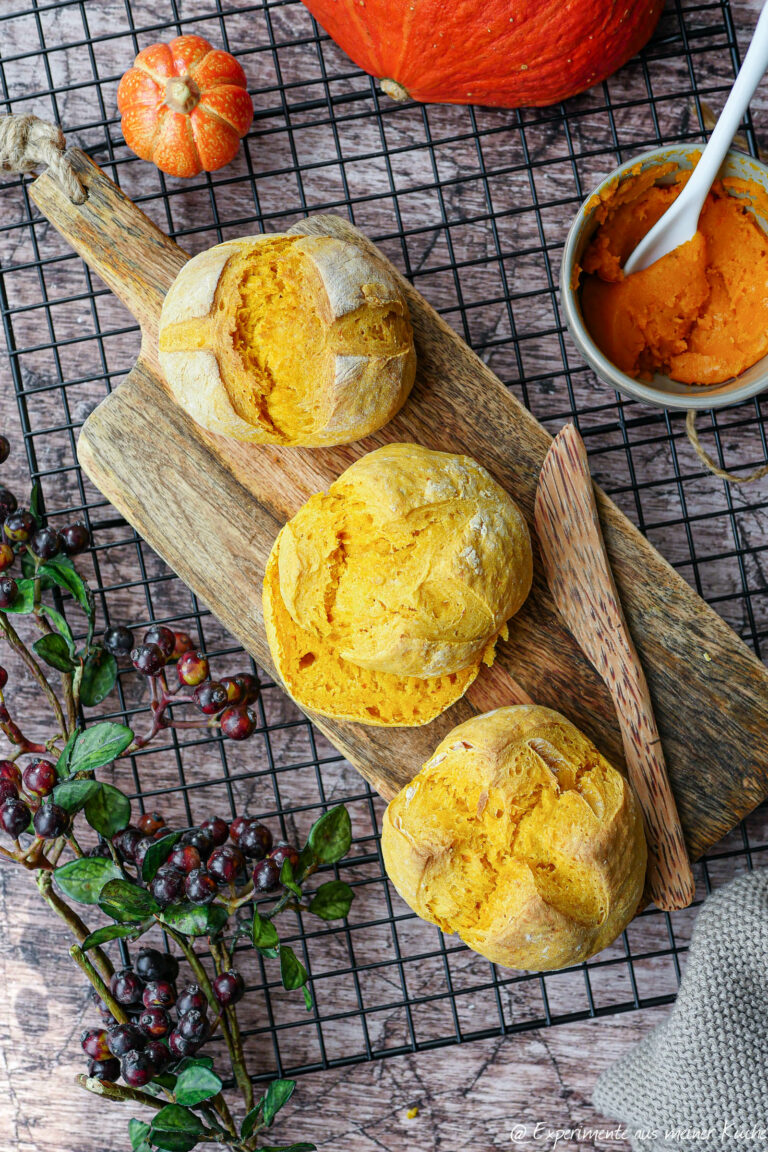 Kürbisbrötchen - Experimente aus meiner Küche Kürbisbrötchen - Experimente aus meiner Küche
