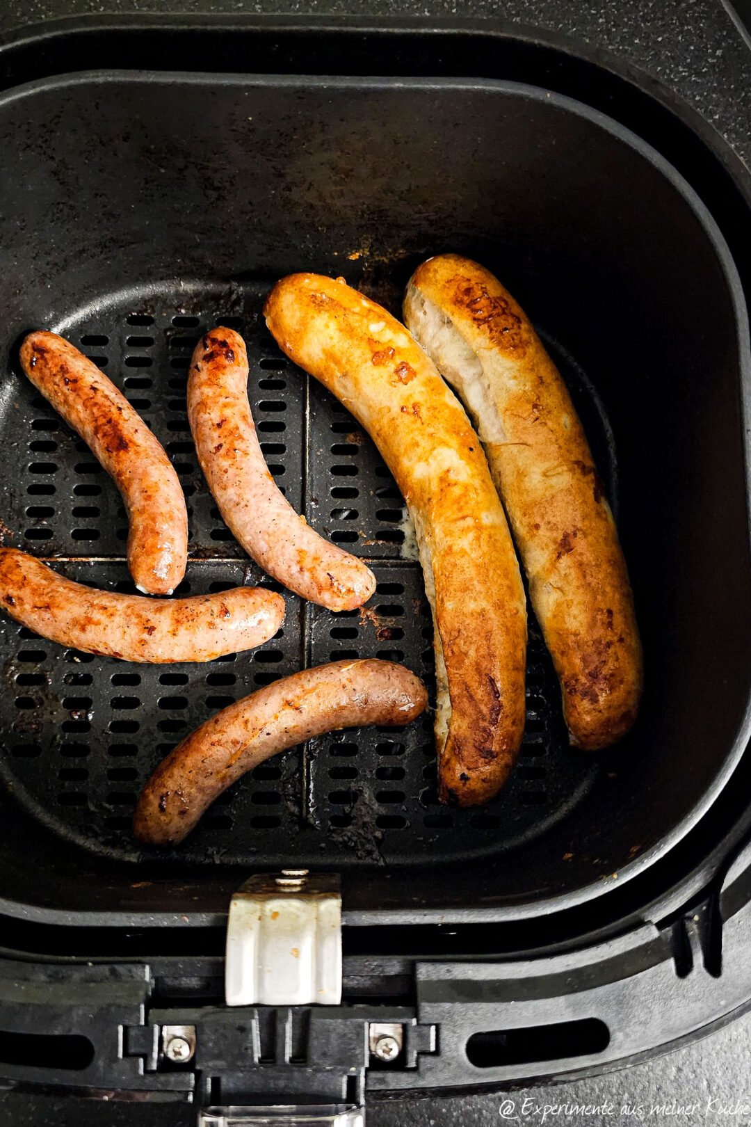 Bratwurst in der Heißluftfritteuse Experimente aus meiner Küche