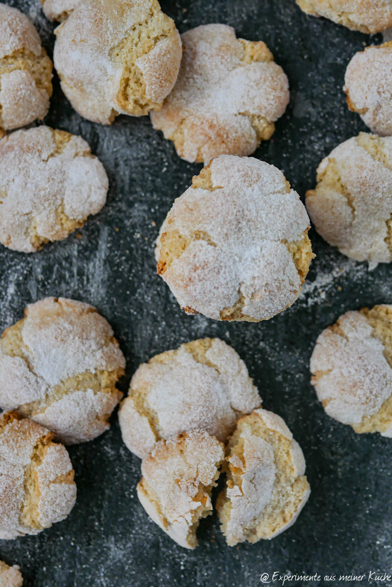 Amaretti Kekse: Italienische Mandelmakronen mit 5 Zutaten