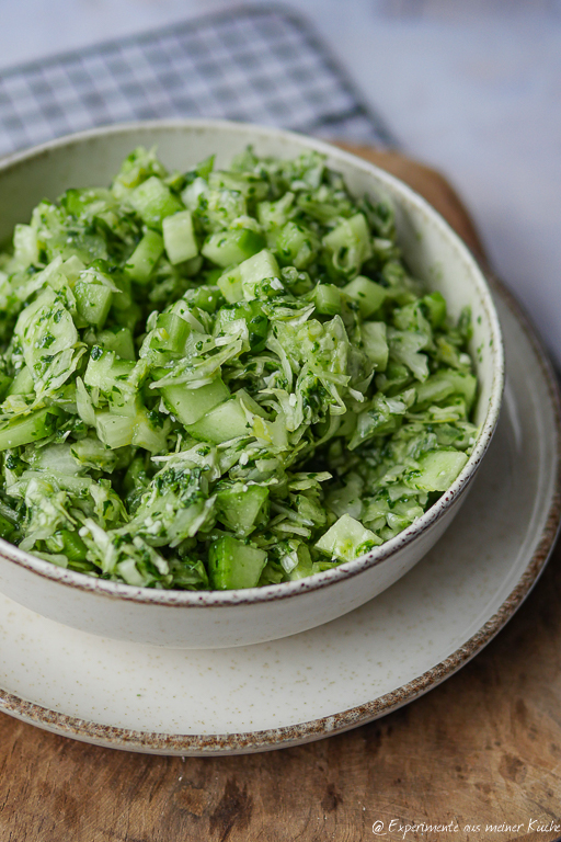 Green Goddess Salat mit Spitzkohl