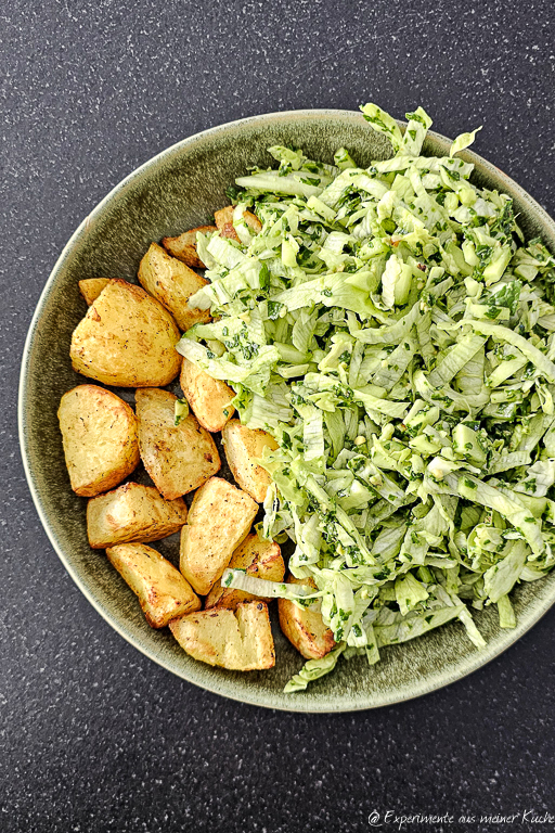 Green Goddess Salat mit Röstkartoffeln
